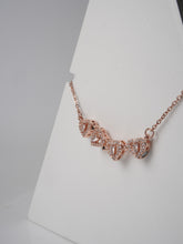 Luxe Heart Blossom Chain