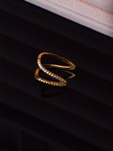 Luxe Ethereal Edge Ring