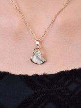 Luxe Zircona Heartbeat Pendant Gift For Beautiful Girlfriend